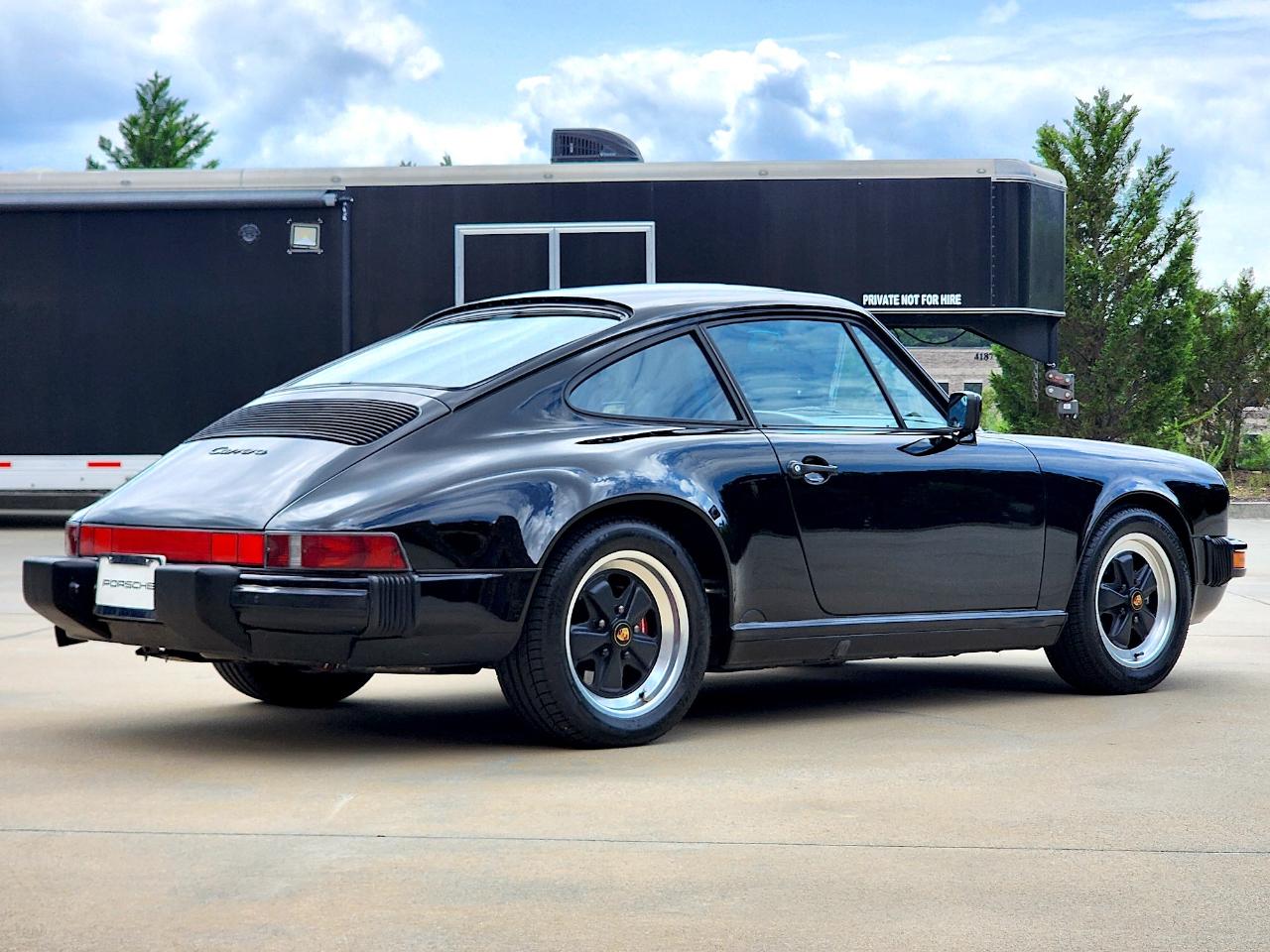 Porsche 911 Carrera  1988