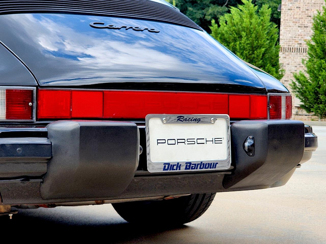 Porsche 911 Carrera  1988