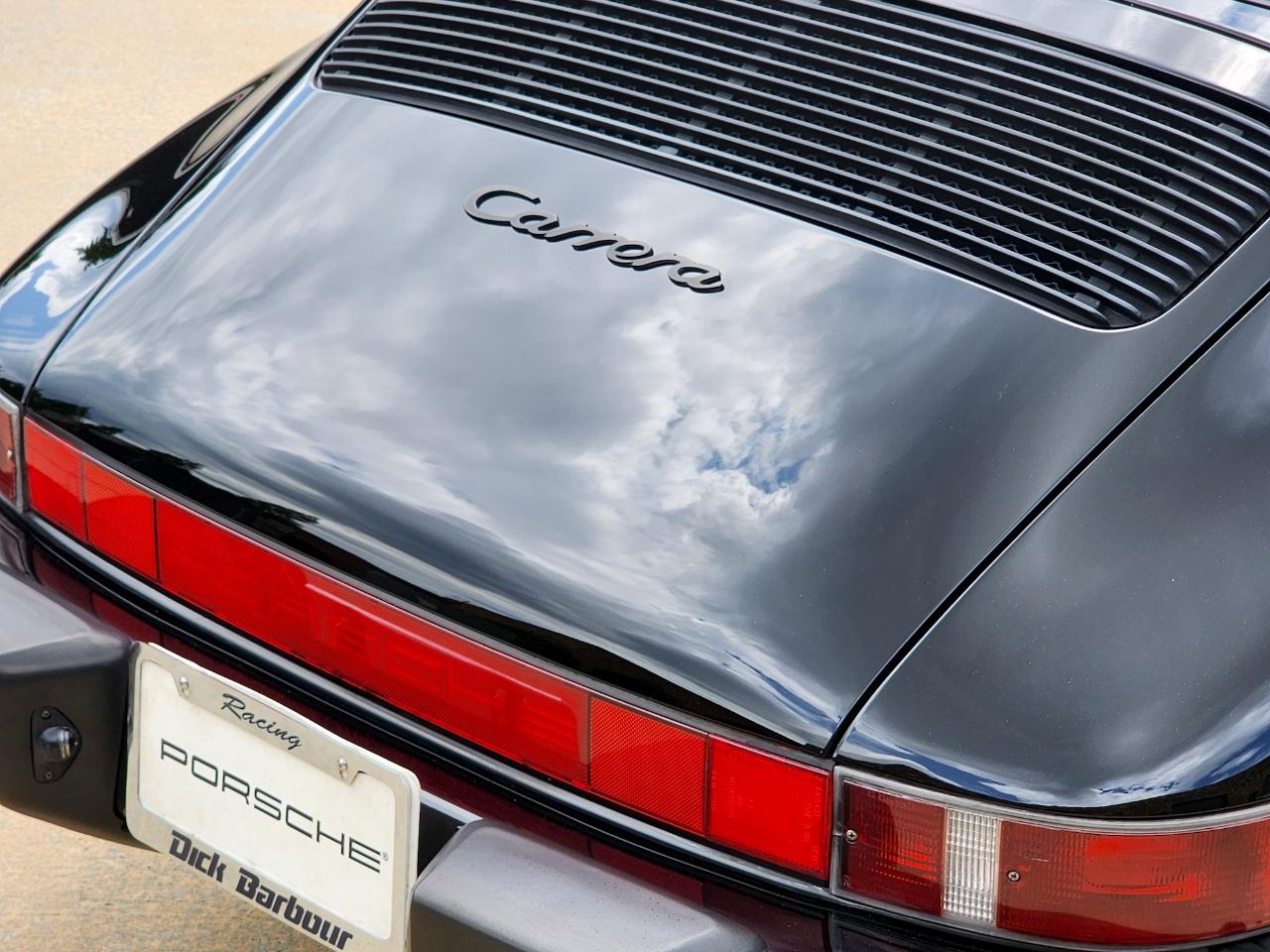 Porsche 911 Carrera  1988