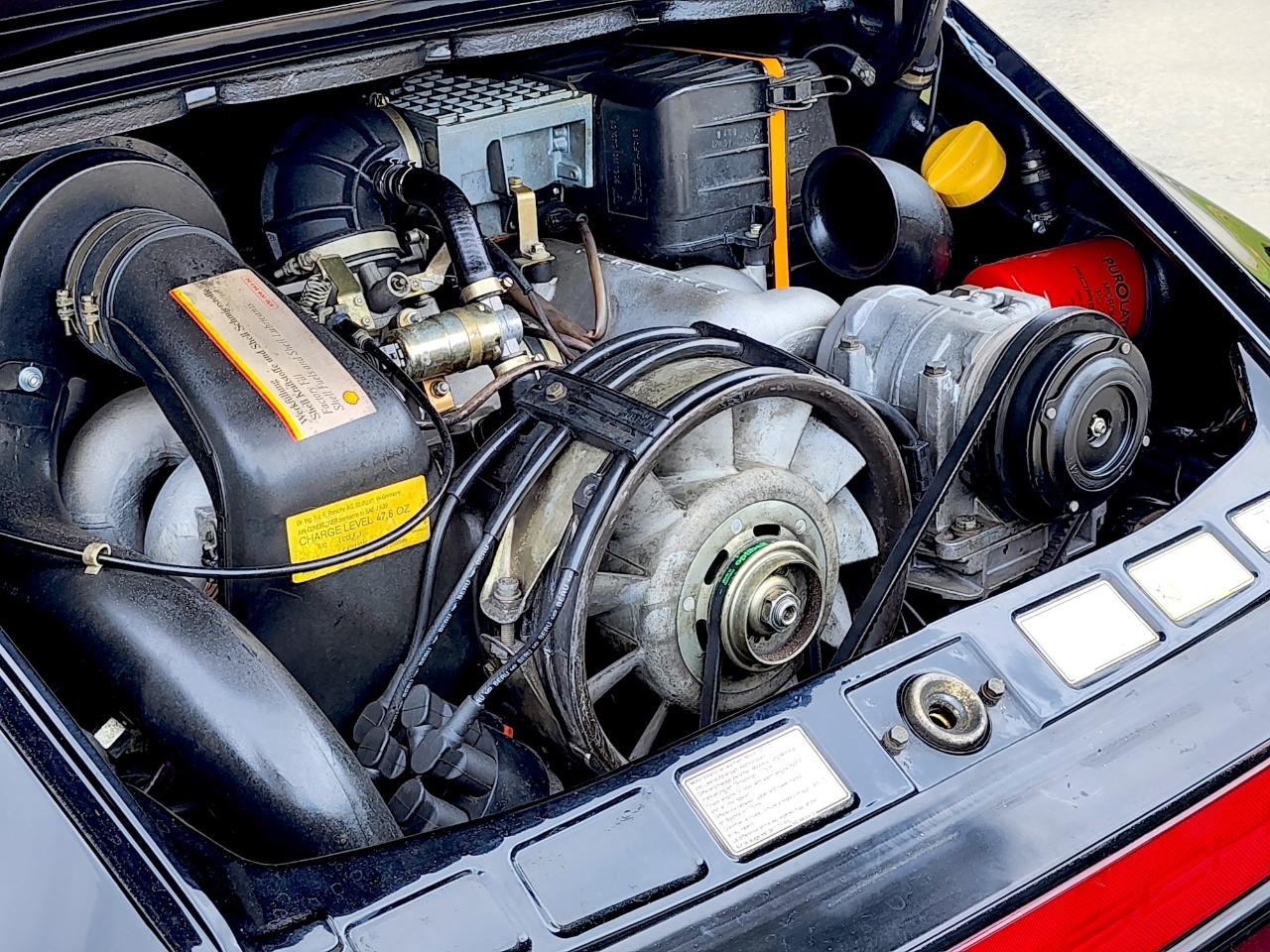 Porsche 911 Carrera  1988