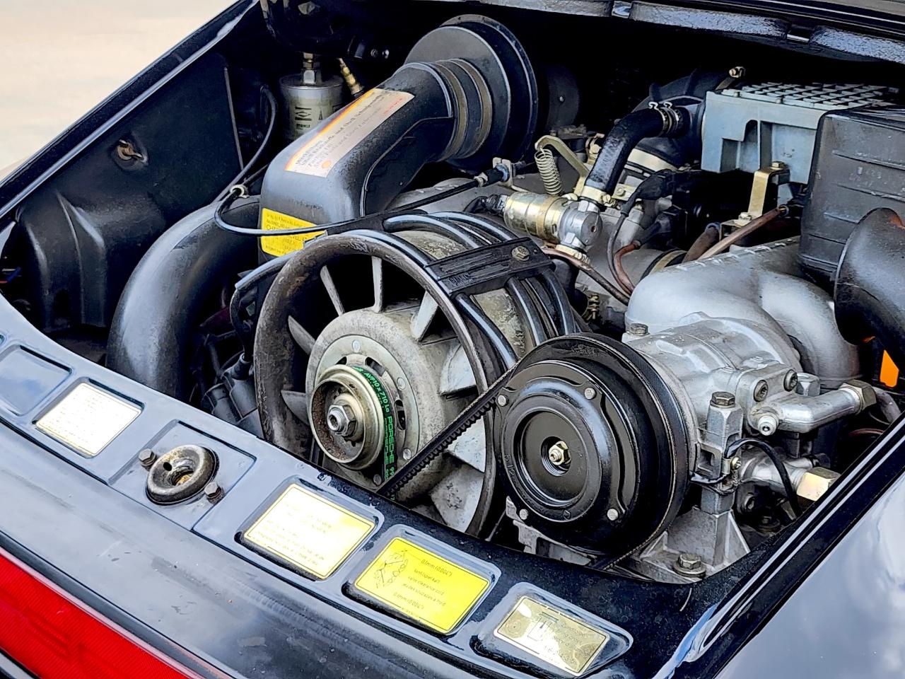 Porsche 911 Carrera  1988