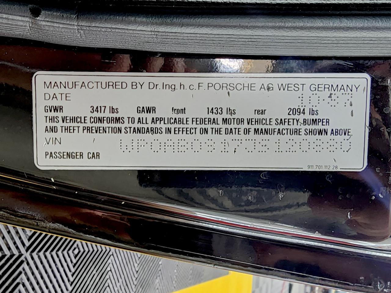 Porsche 911 Carrera  1988