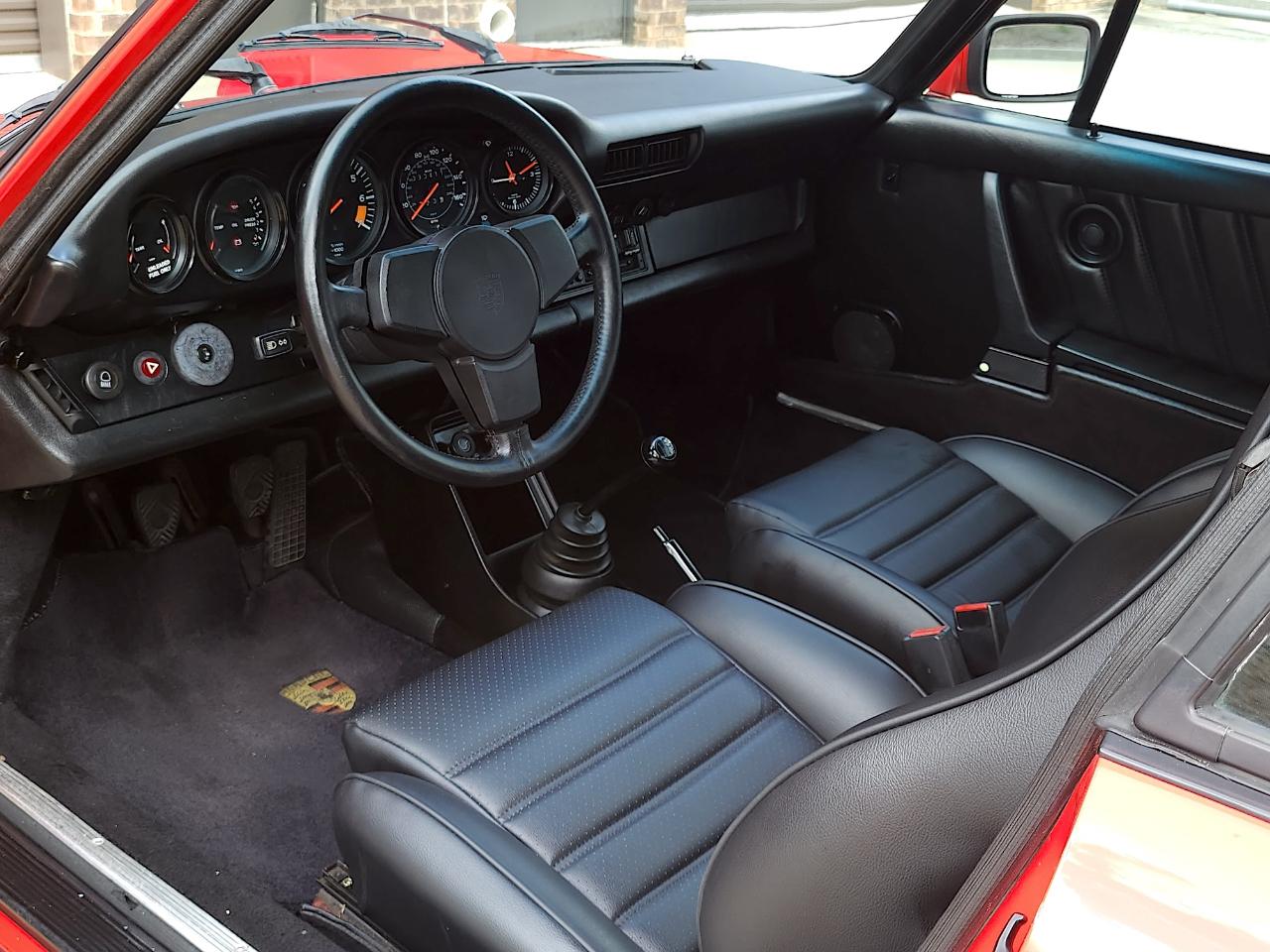 Porsche 911 Carrera  1984