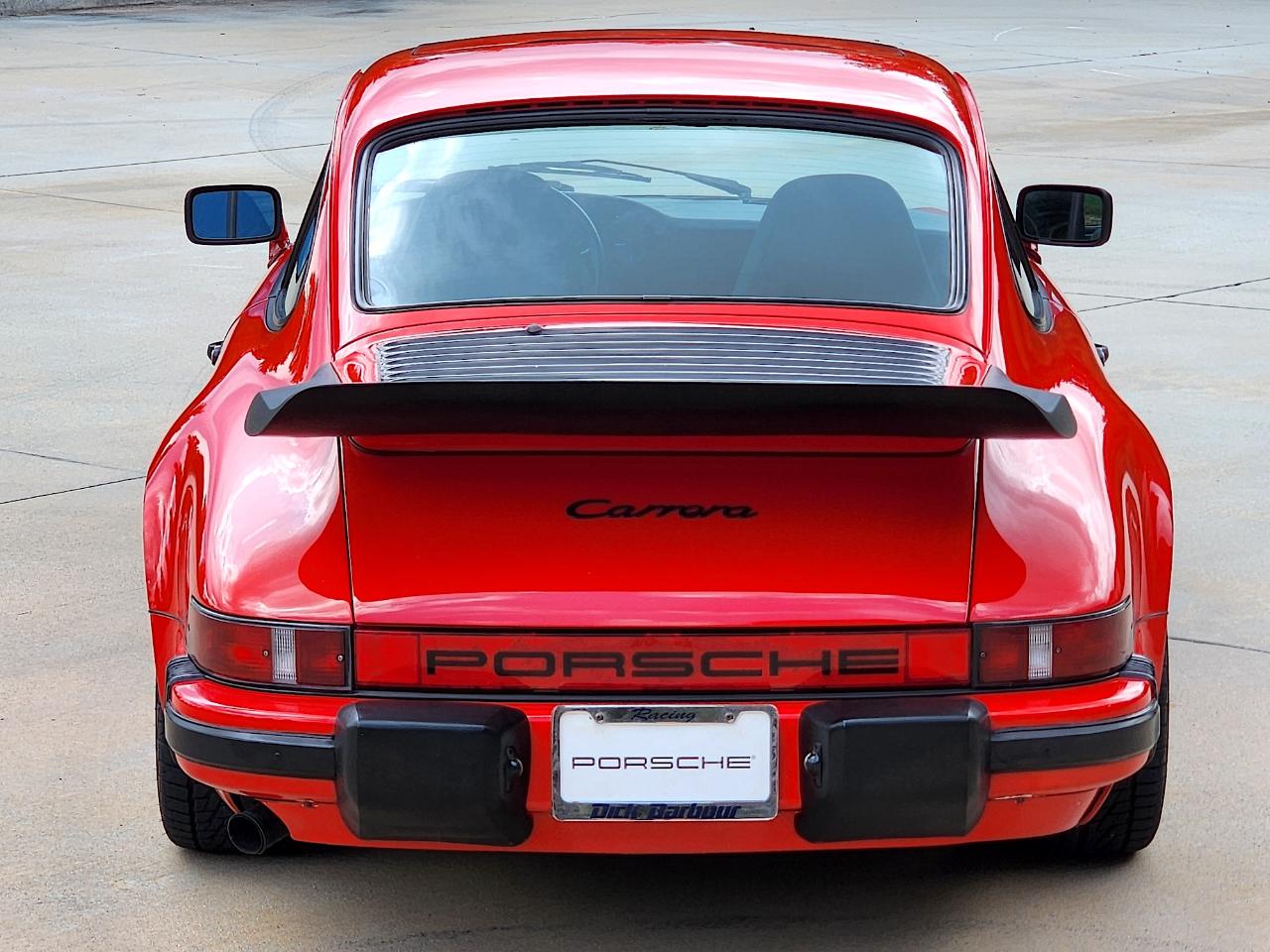 Porsche 911 Carrera  1984