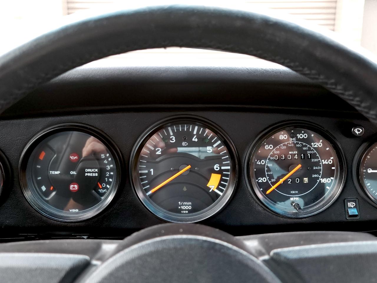 Porsche 911 Carrera  1984