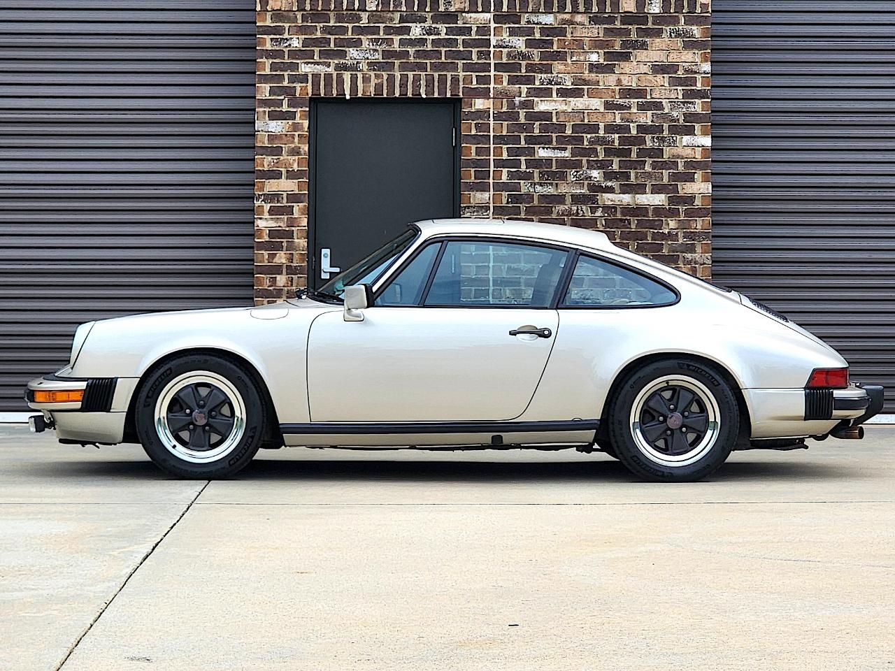 Porsche 911 SC  1982