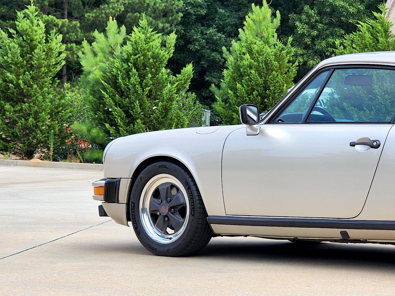 Porsche 911 SC  1982