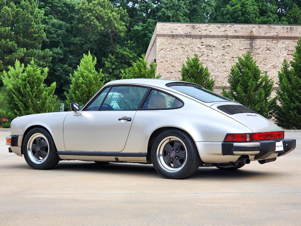 Porsche 911 SC  1982