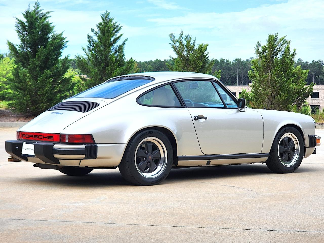 Porsche 911 SC  1982