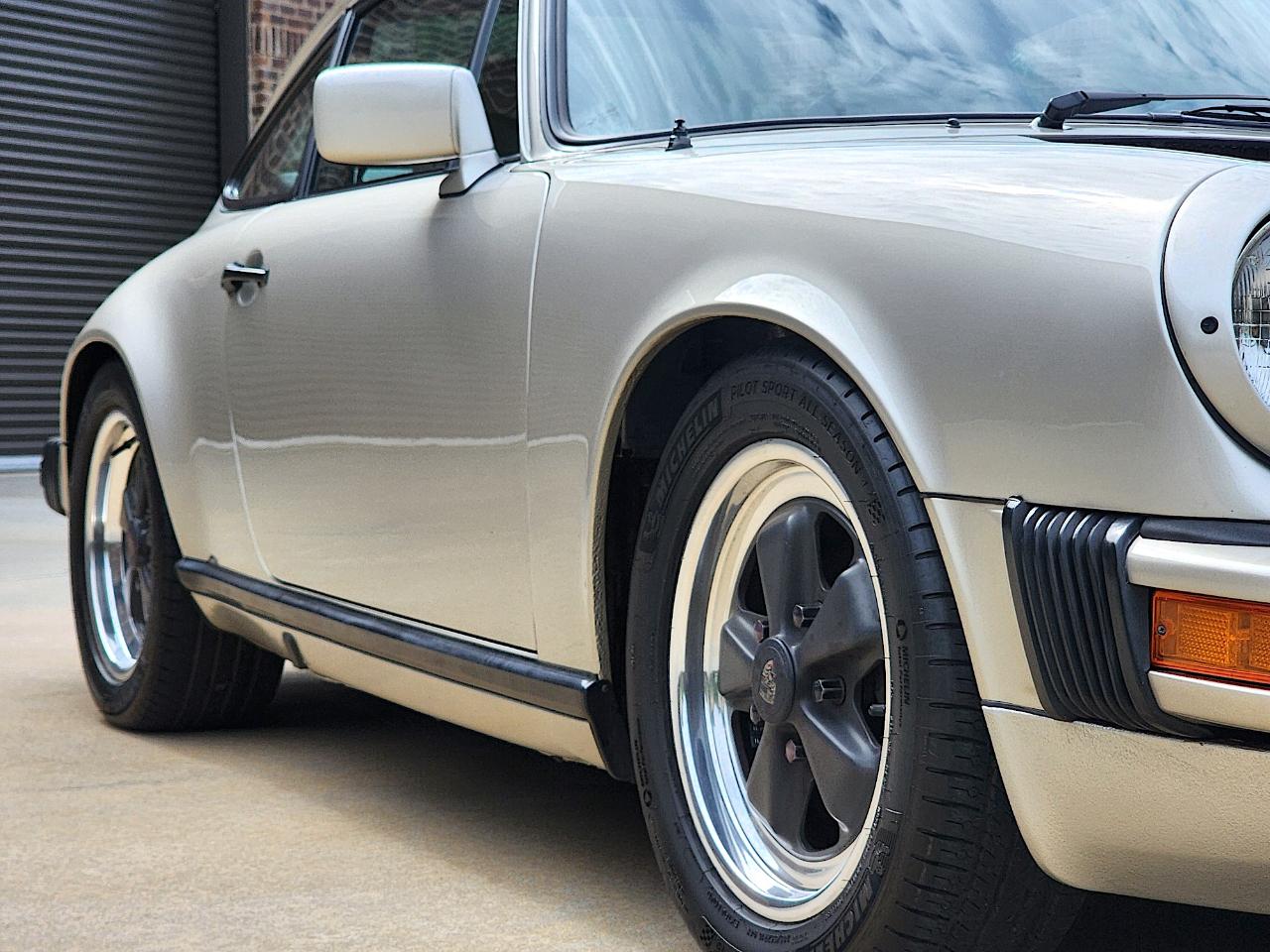 Porsche 911 SC  1982