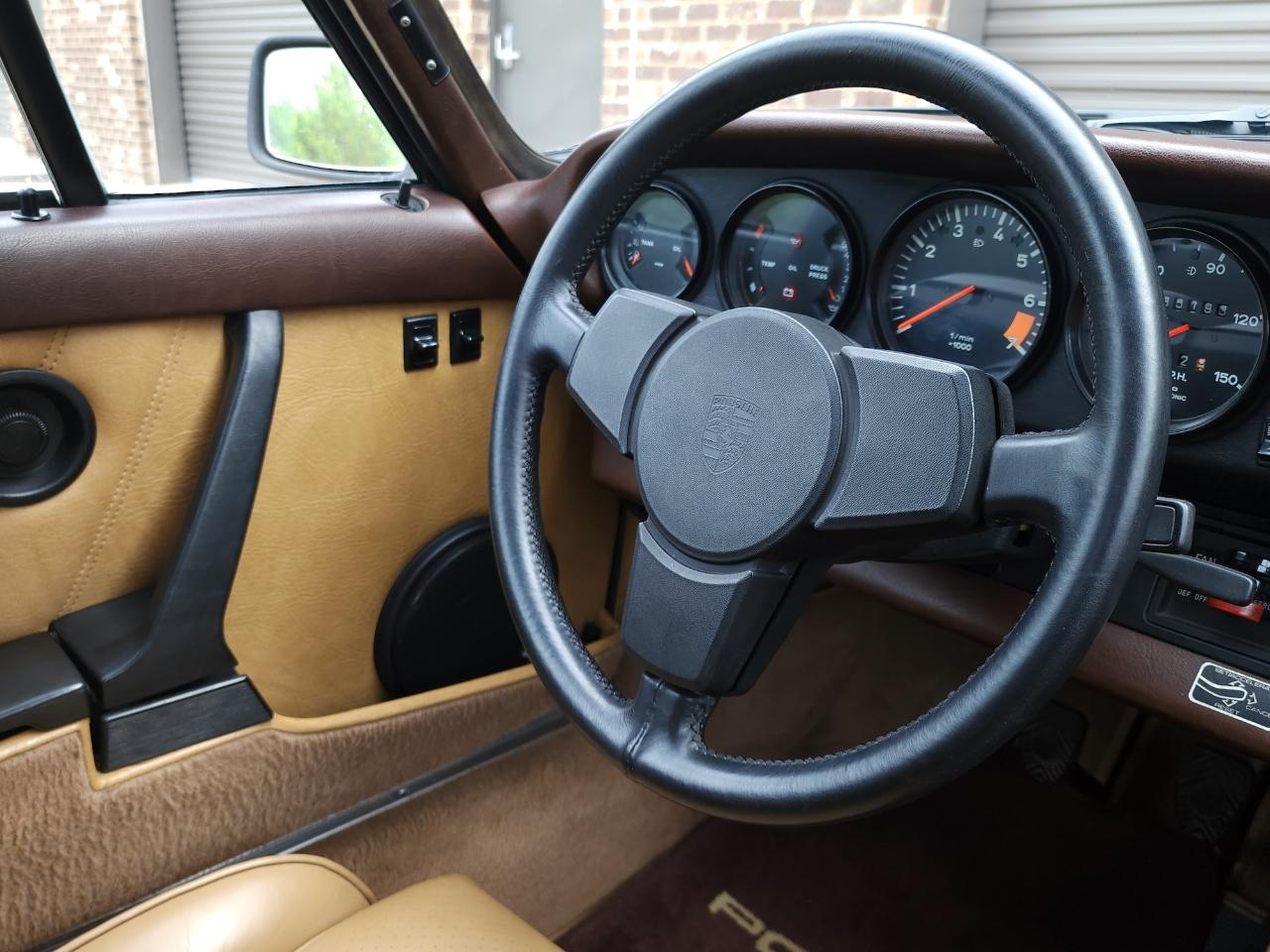 Porsche 911 SC  1982
