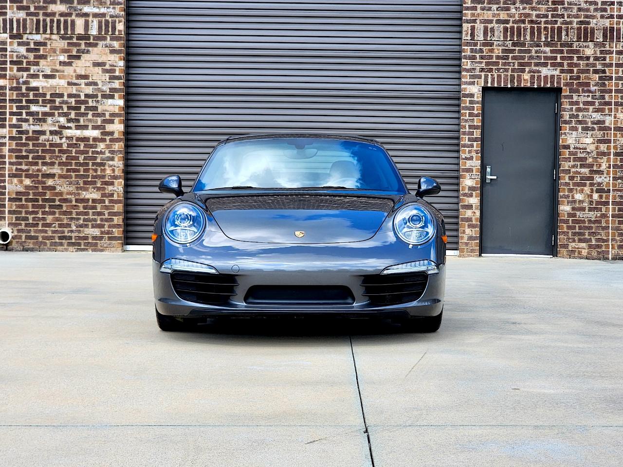 Porsche 911 Carrera  2012