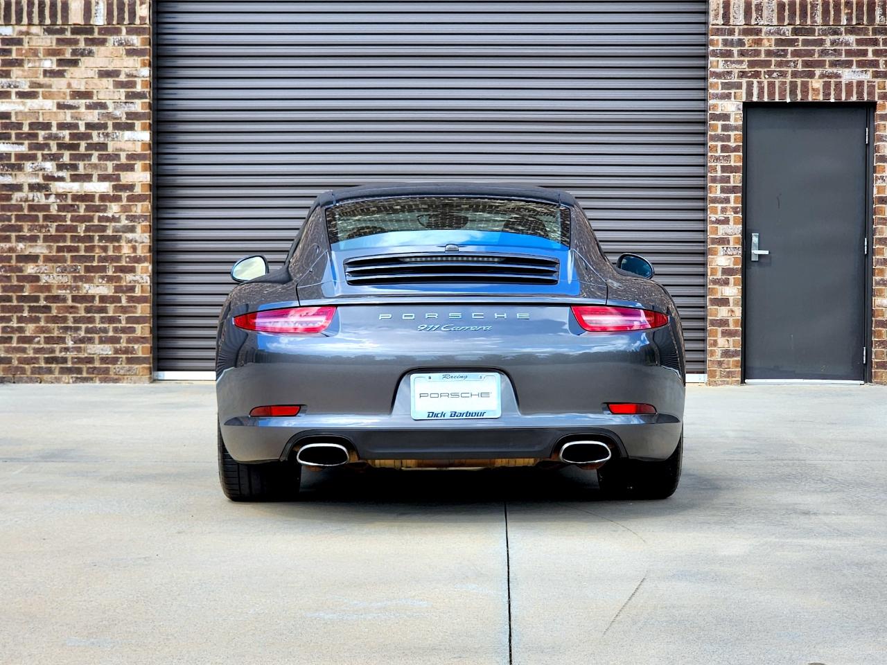Porsche 911 Carrera  2012