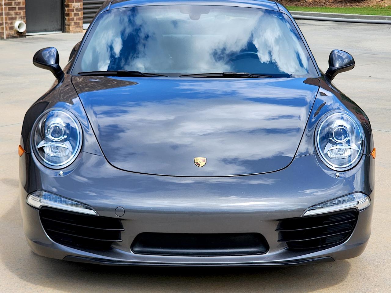 Porsche 911 Carrera  2012