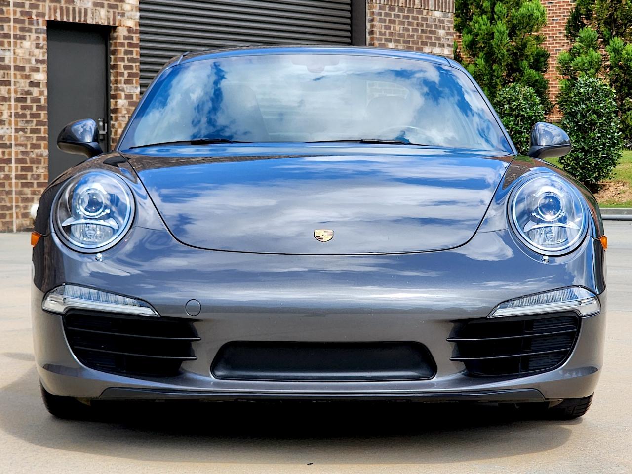 Porsche 911 Carrera  2012