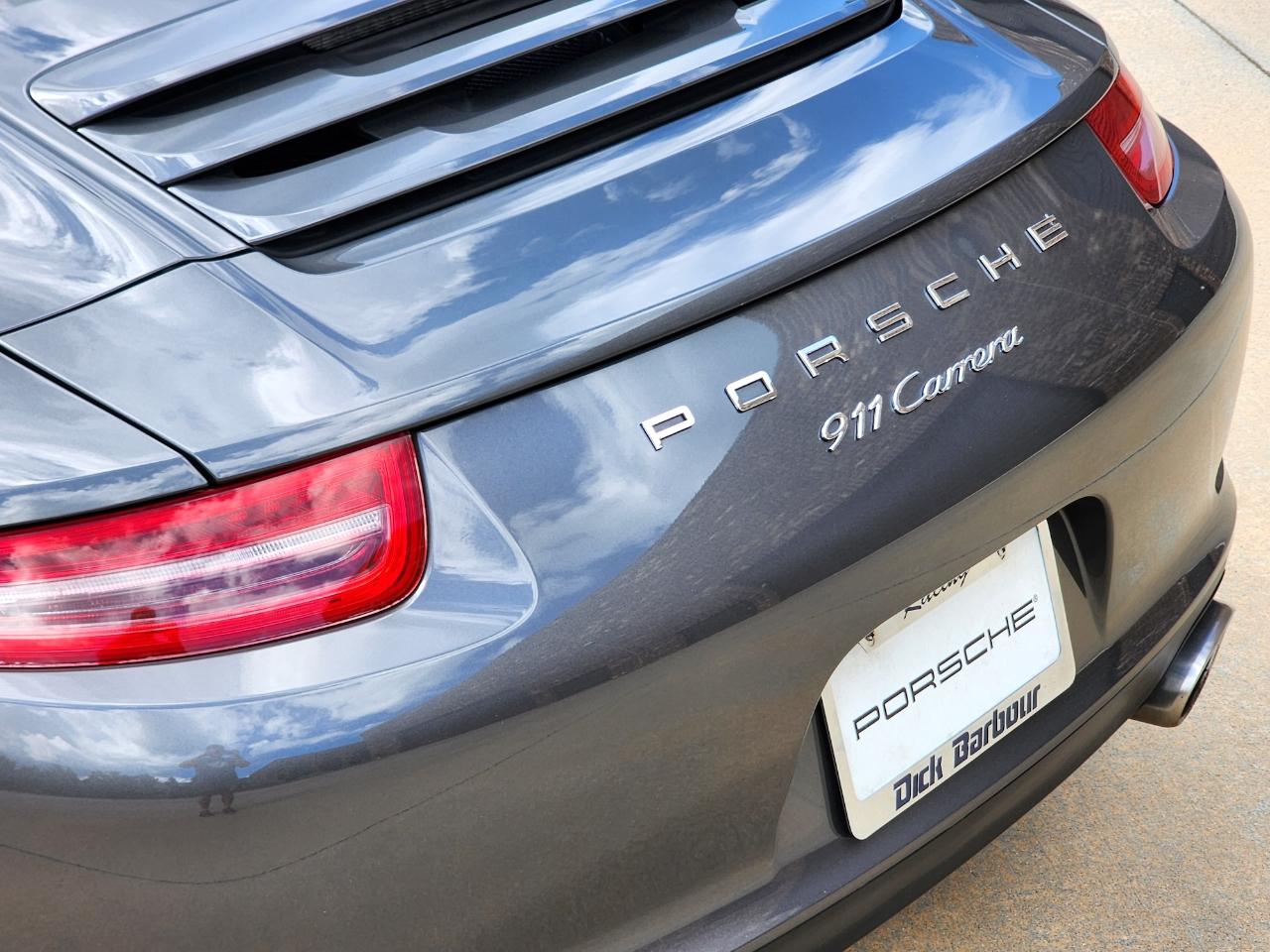 Porsche 911 Carrera  2012