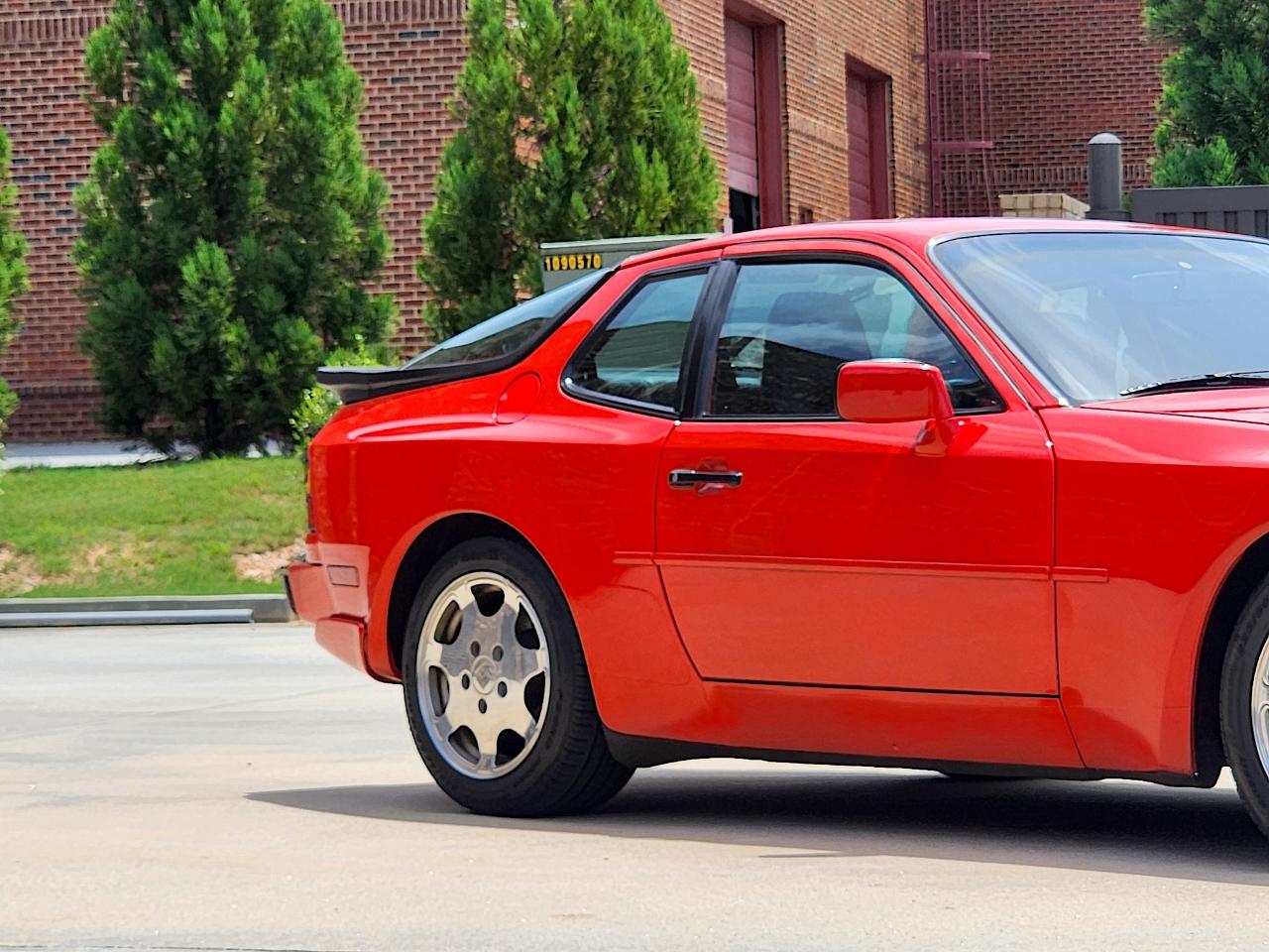 Porsche 944 Turbo 1989