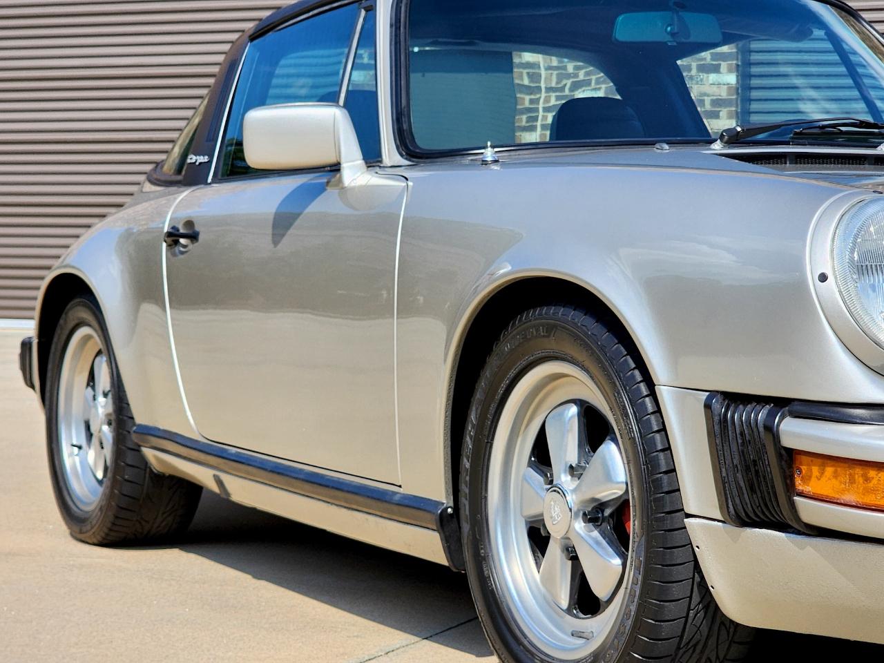 Porsche 911 Carrera Targa 1984
