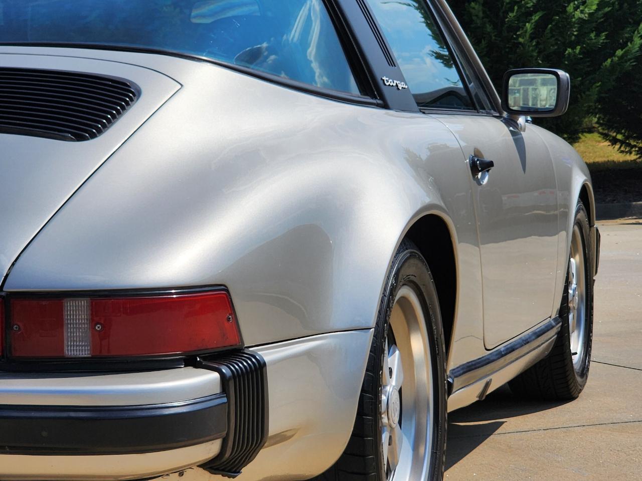 Porsche 911 Carrera Targa 1984