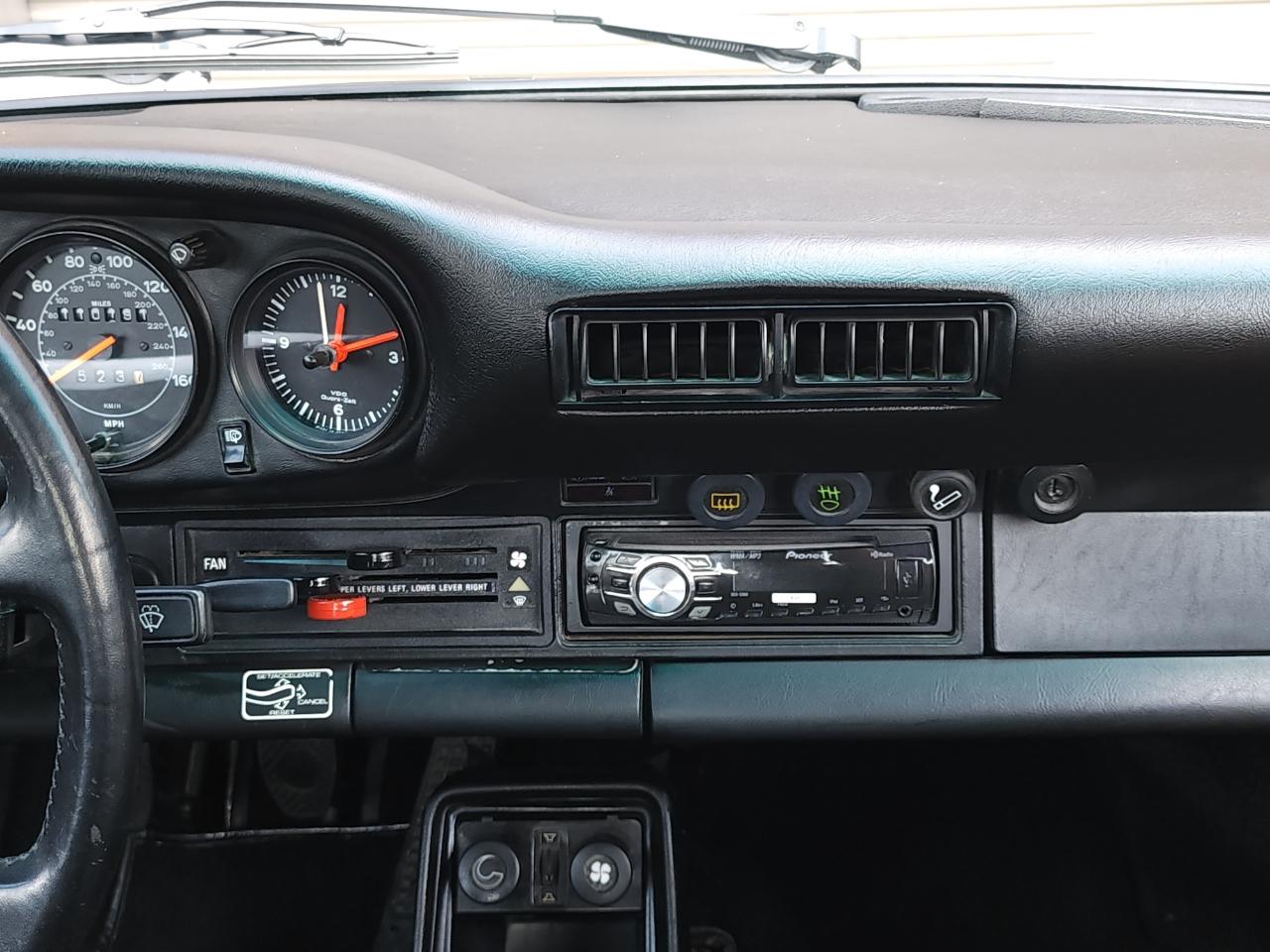 Porsche 911 Carrera Targa 1984