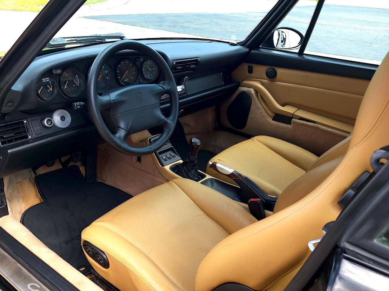 Porsche 911 Carrera  1996