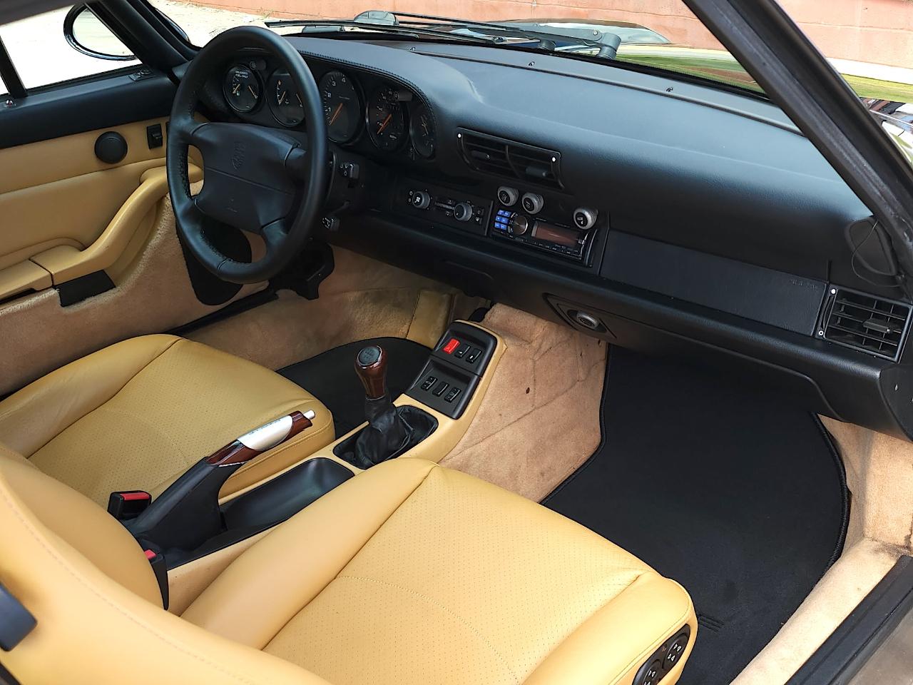 Porsche 911 Carrera  1996