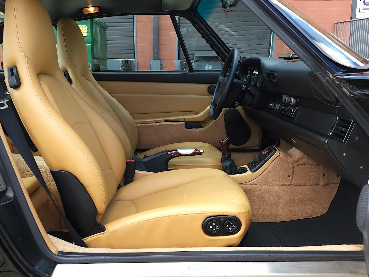 Porsche 911 Carrera  1996