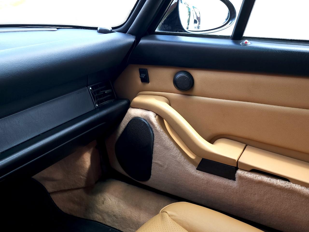 Porsche 911 Carrera  1996