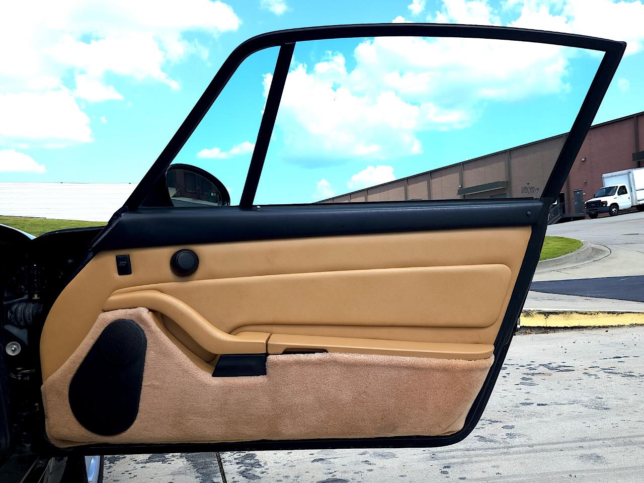 Porsche 911 Carrera  1996