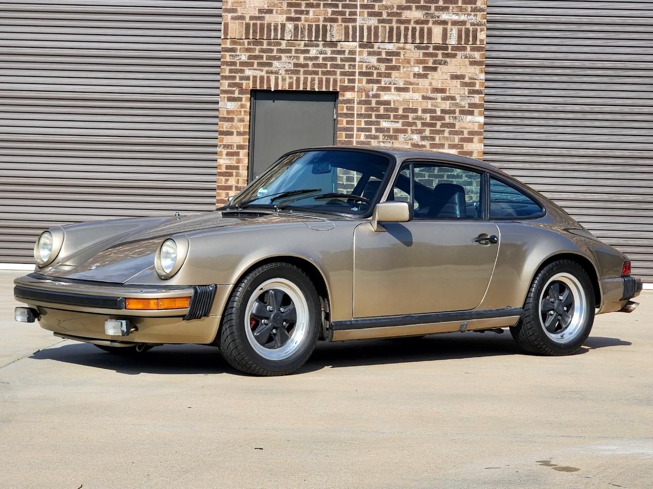 Porsche 911 SC  1983