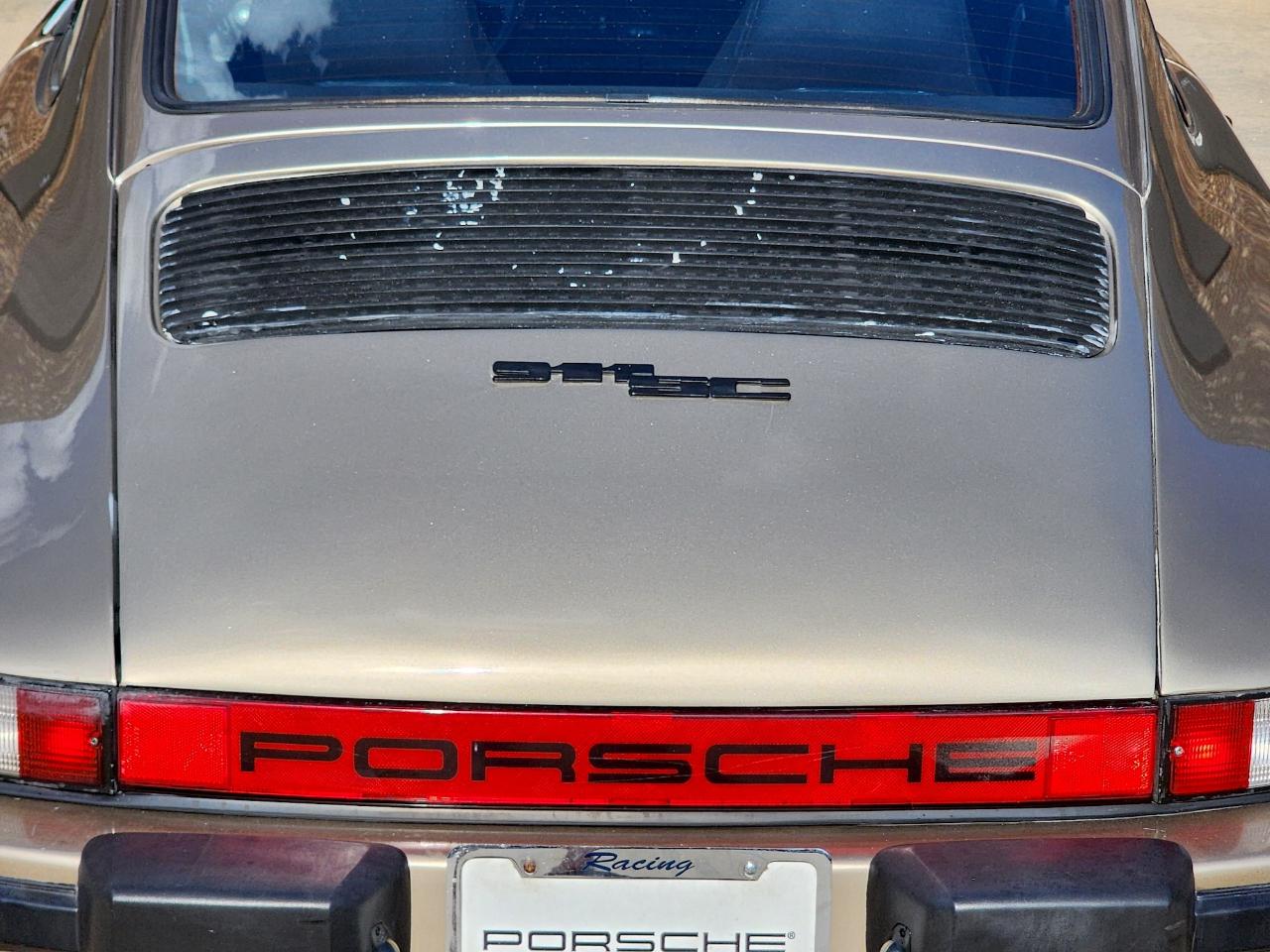 Porsche 911 SC  1983