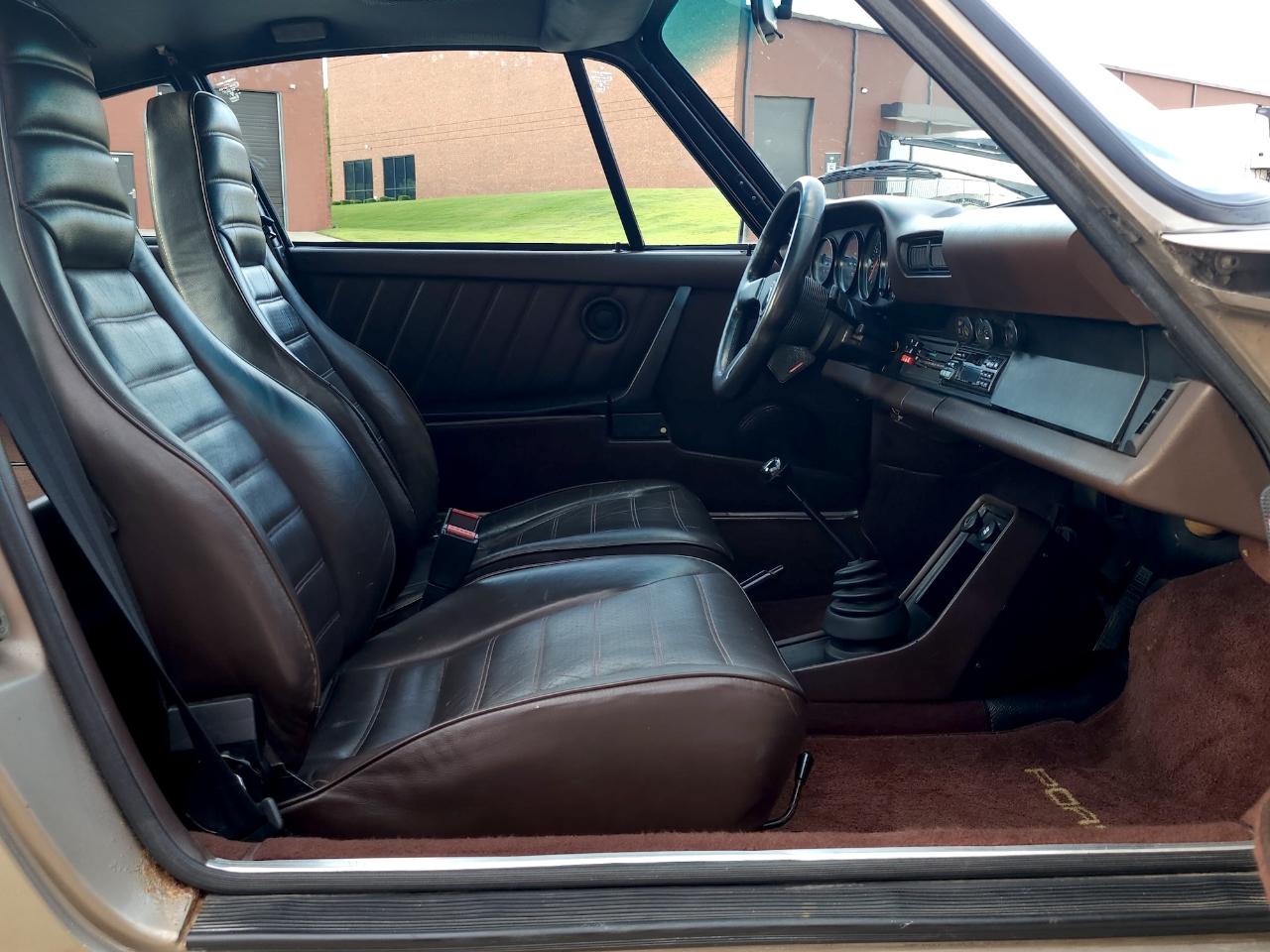 Porsche 911 SC  1983