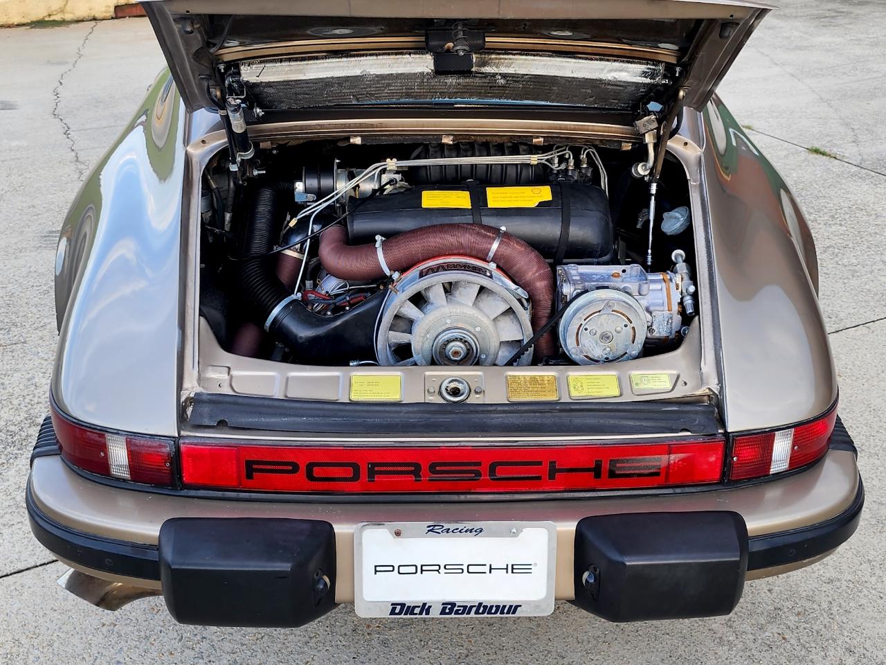 Porsche 911 SC  1983