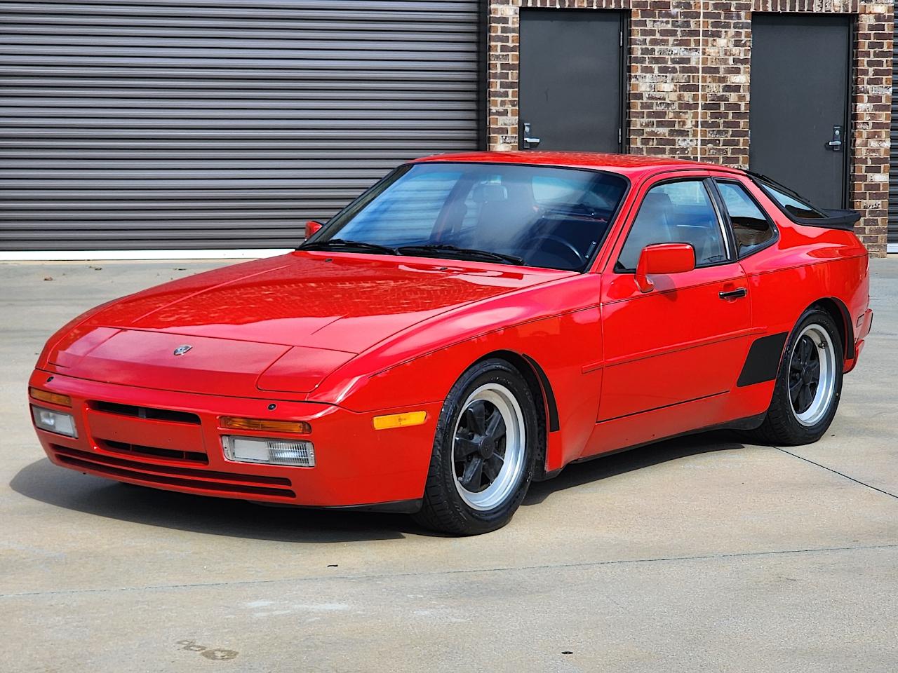Porsche 944 Turbo 1986
