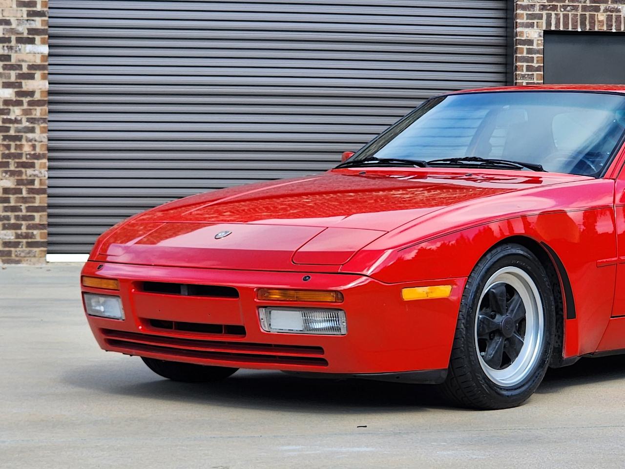 Porsche 944 Turbo 1986