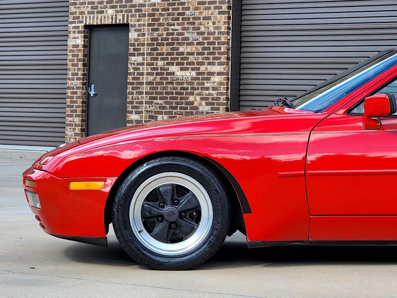 Porsche 944 Turbo 1986