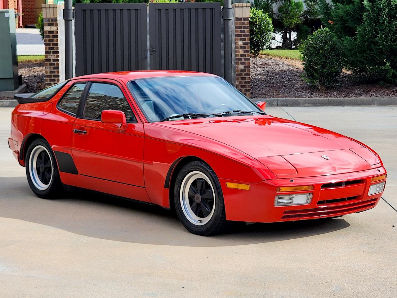 Porsche 944 Turbo 1986