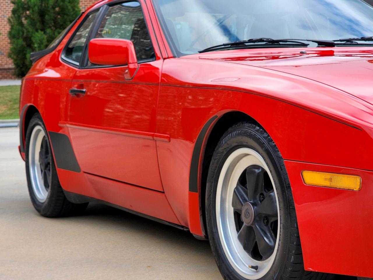 Porsche 944 Turbo 1986