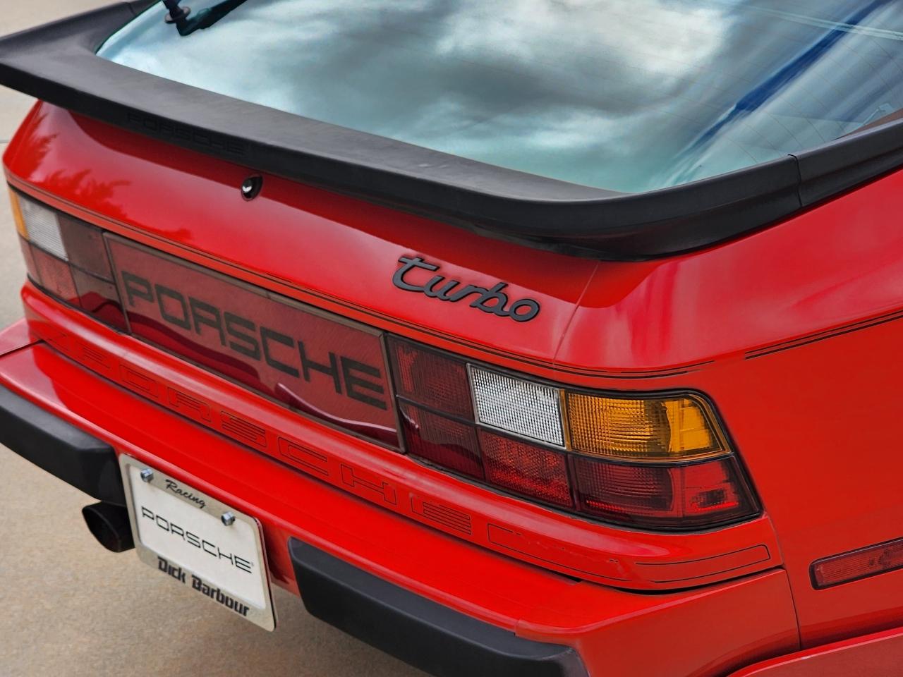 Porsche 944 Turbo 1986