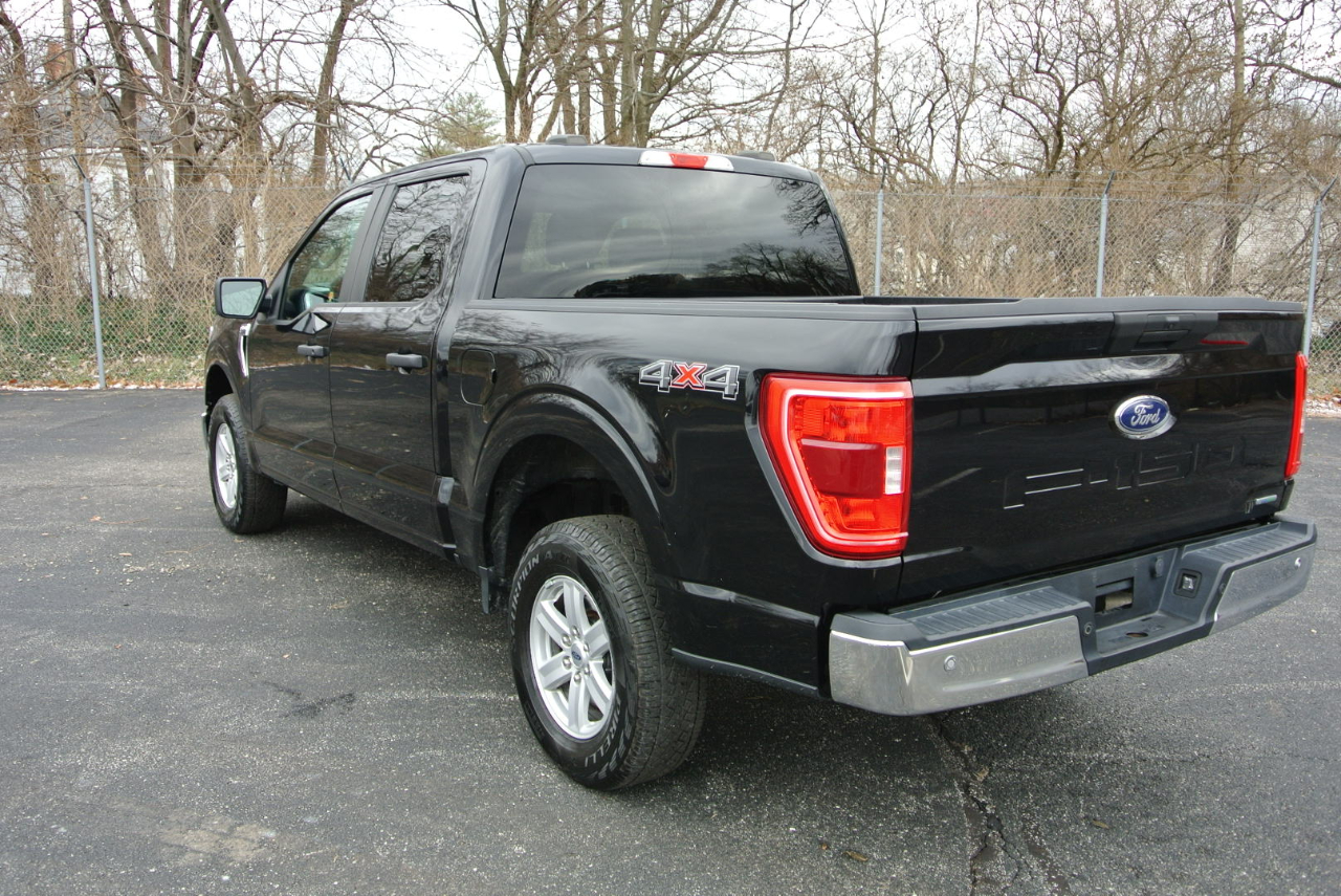 Ford F-150 XLT 4WD SuperCrew 5.5' Box 2022
