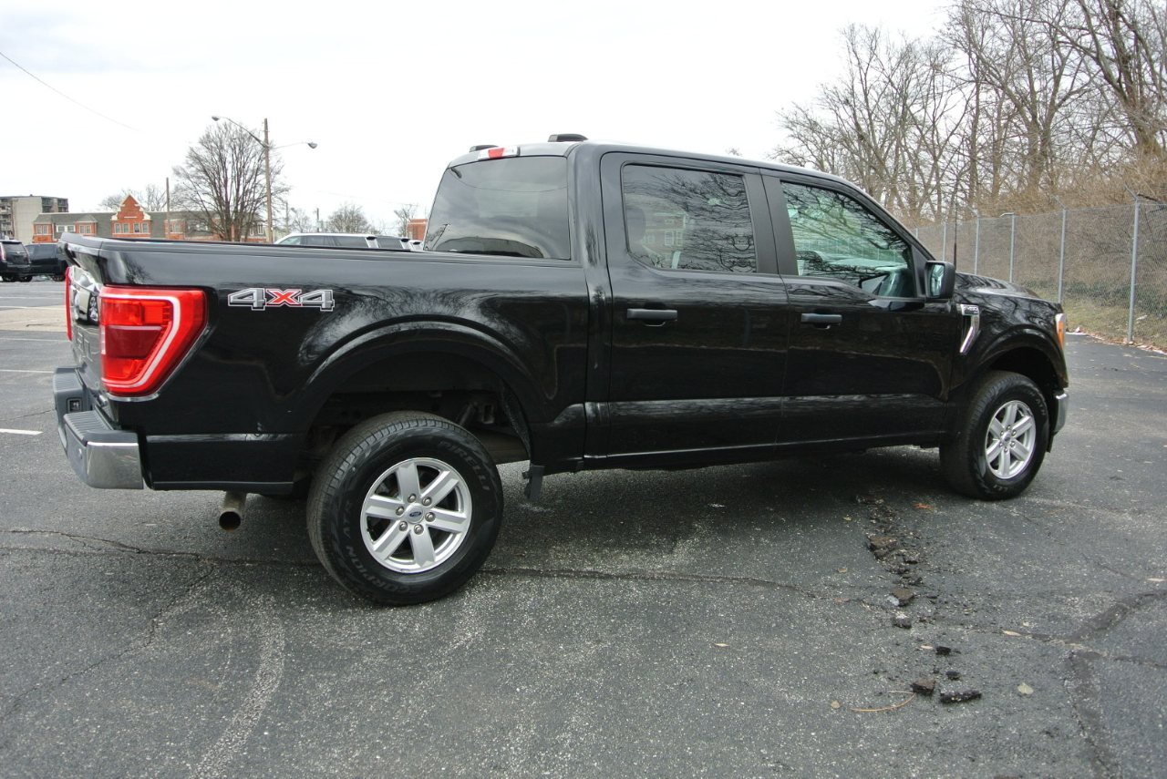 Ford F-150 XLT 4WD SuperCrew 5.5' Box 2022