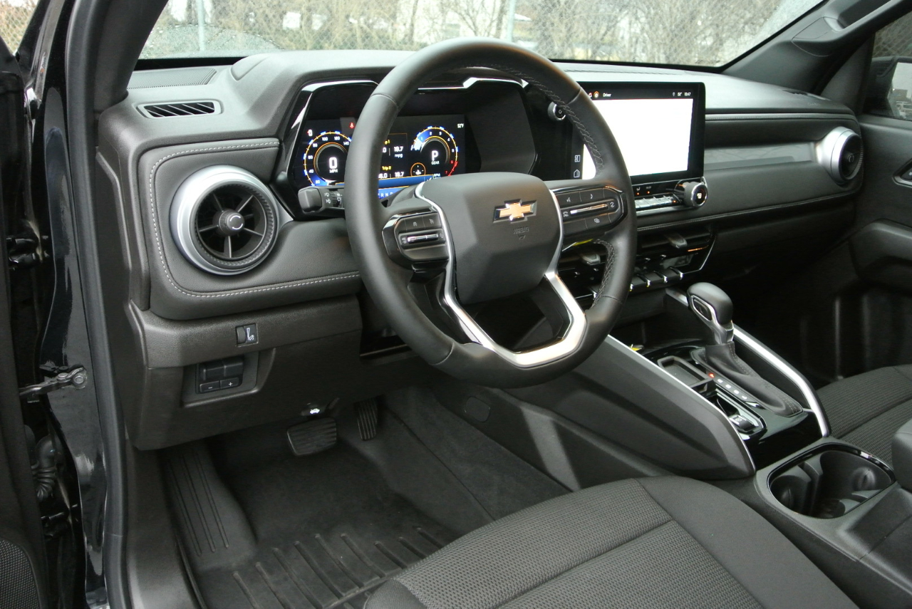 Chevrolet Colorado 2WD Crew Cab LT 2024