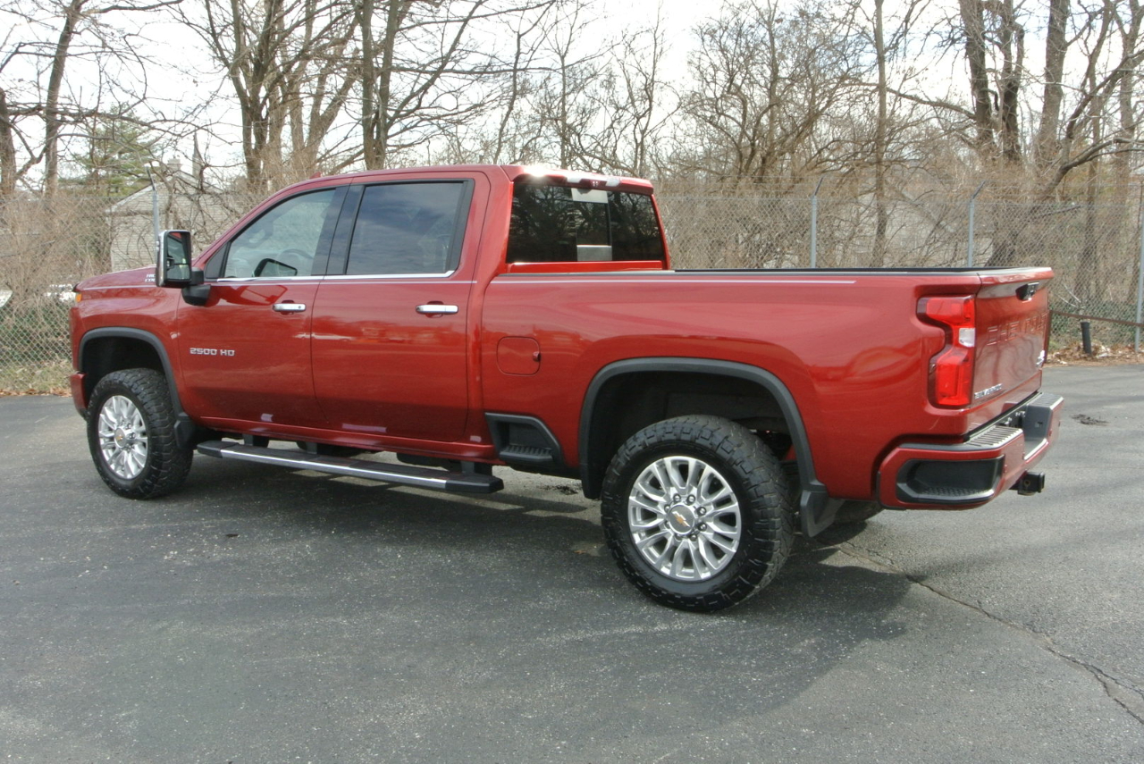 Chevrolet Silverado 2500HD 4WD Crew Cab 159" High Country 2021
