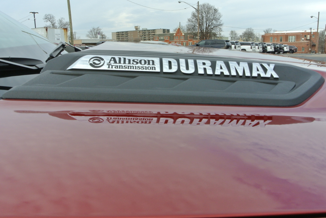 Chevrolet Silverado 2500HD 4WD Crew Cab 159" High Country 2021