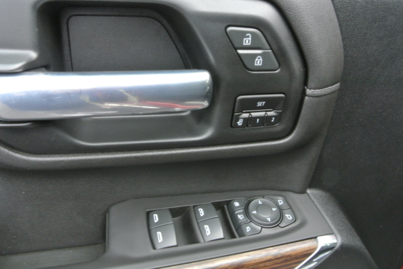 Chevrolet Silverado 2500HD 4WD Crew Cab 159" High Country 2021