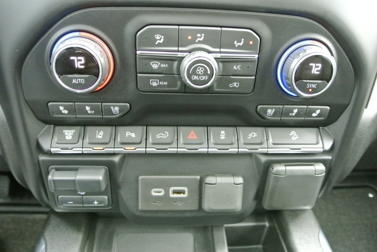 Chevrolet Silverado 2500HD 4WD Crew Cab 159" High Country 2021