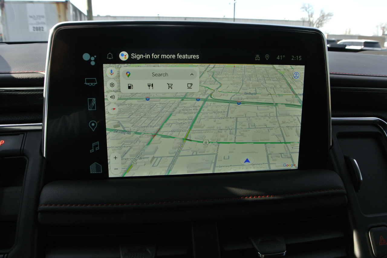 Chevrolet Suburban 4WD 4dr RST 2024