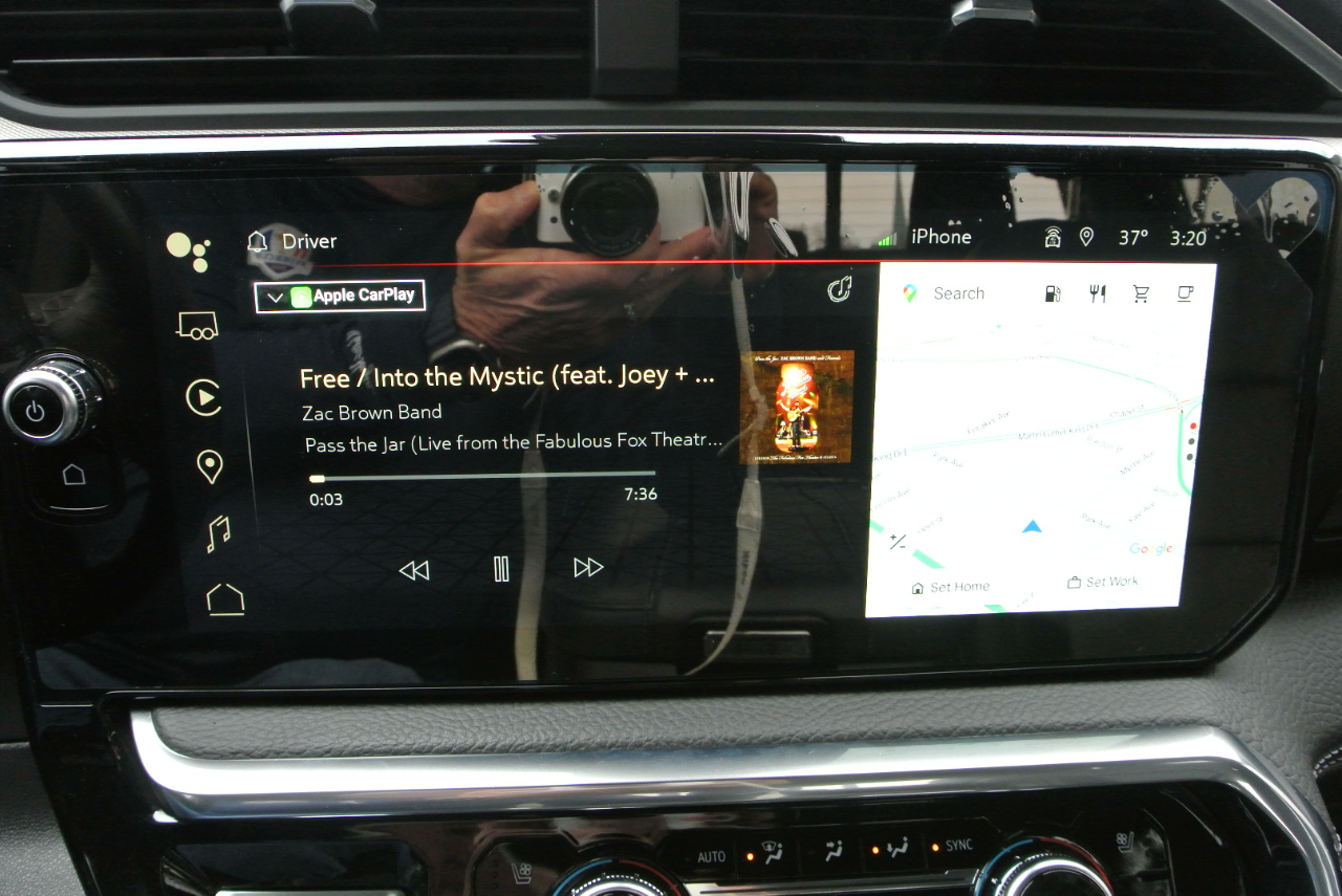 GMC Sierra 1500 4WD Crew Cab 157" Denali 2023