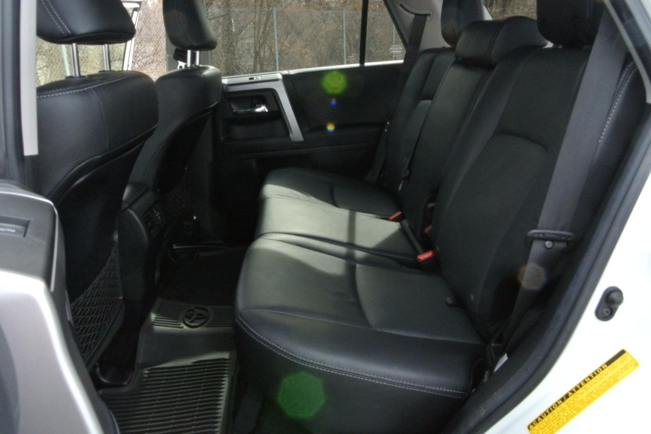 Toyota 4Runner Limited 4WD (Natl) 2023