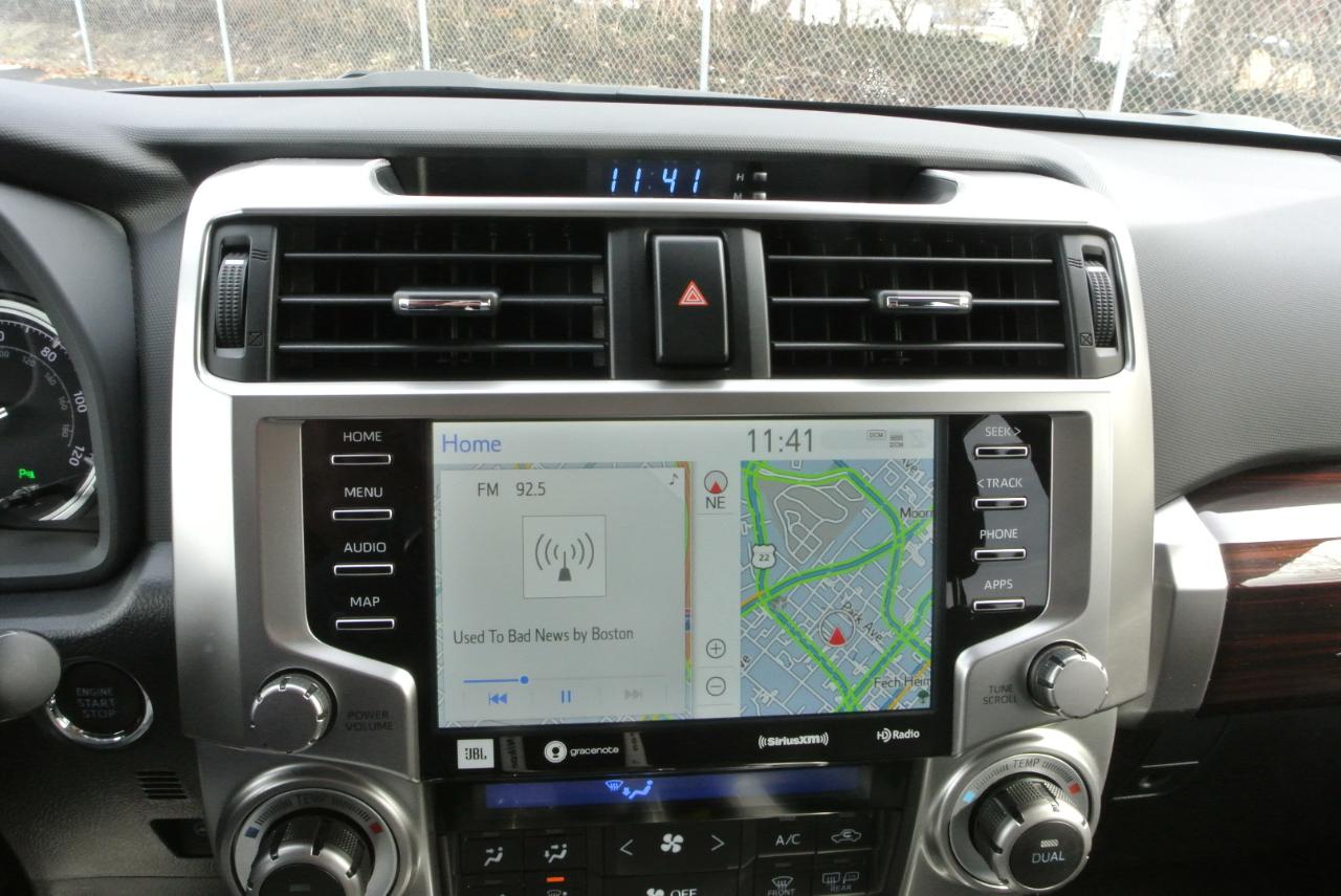 Toyota 4Runner Limited 4WD (Natl) 2023